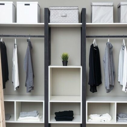 Wiosenne porządki: jak funkcjonalnie zorganizować szafę?