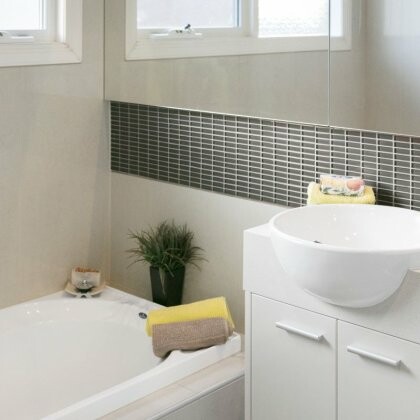 Ćmianki - robaczki w łazience. Jak pozbyć się owadów z domu?