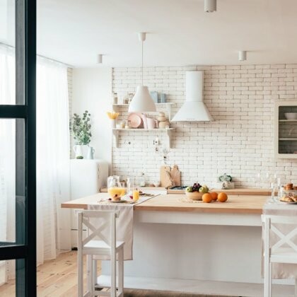 Kuchnia otwarta czy zamknięta? Jakie meble dobrać do różnych typów kuchni