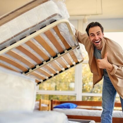 Łóżko z pojemnikiem czy bez? Jaki model wybrać do sypialni