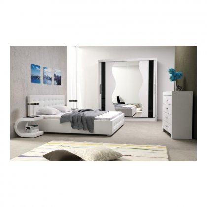 Komfortowa sypialnia w niewielkim pomieszczeniu